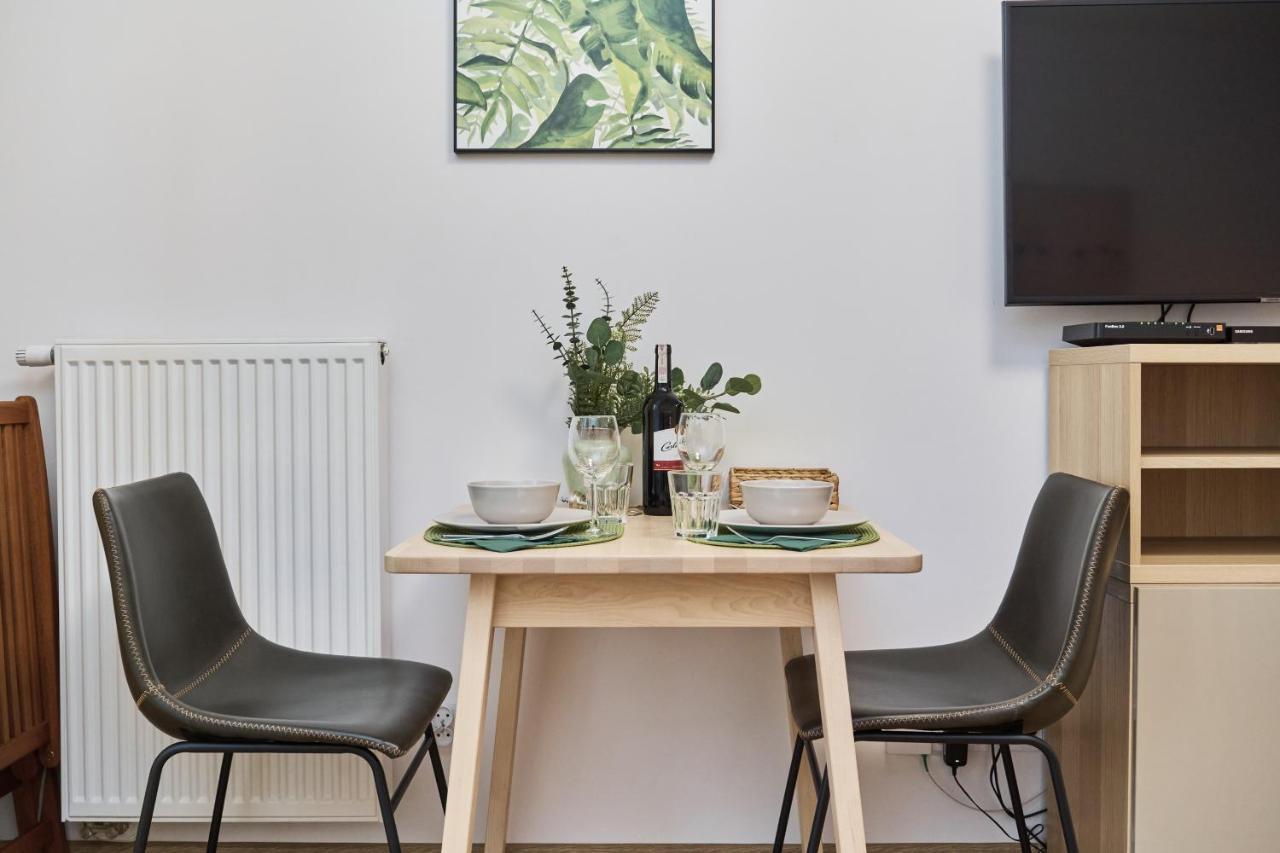 Riverside Apartments Na Grobli By Noclegi Renters Wroclaw Ngoại thất bức ảnh